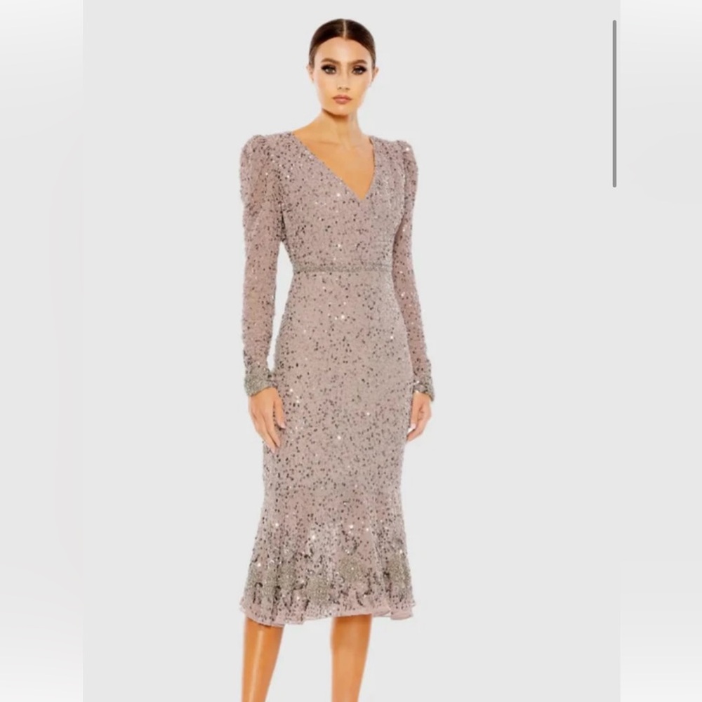 Mac Duggal Long Sleeve Sequin Dress in Pink